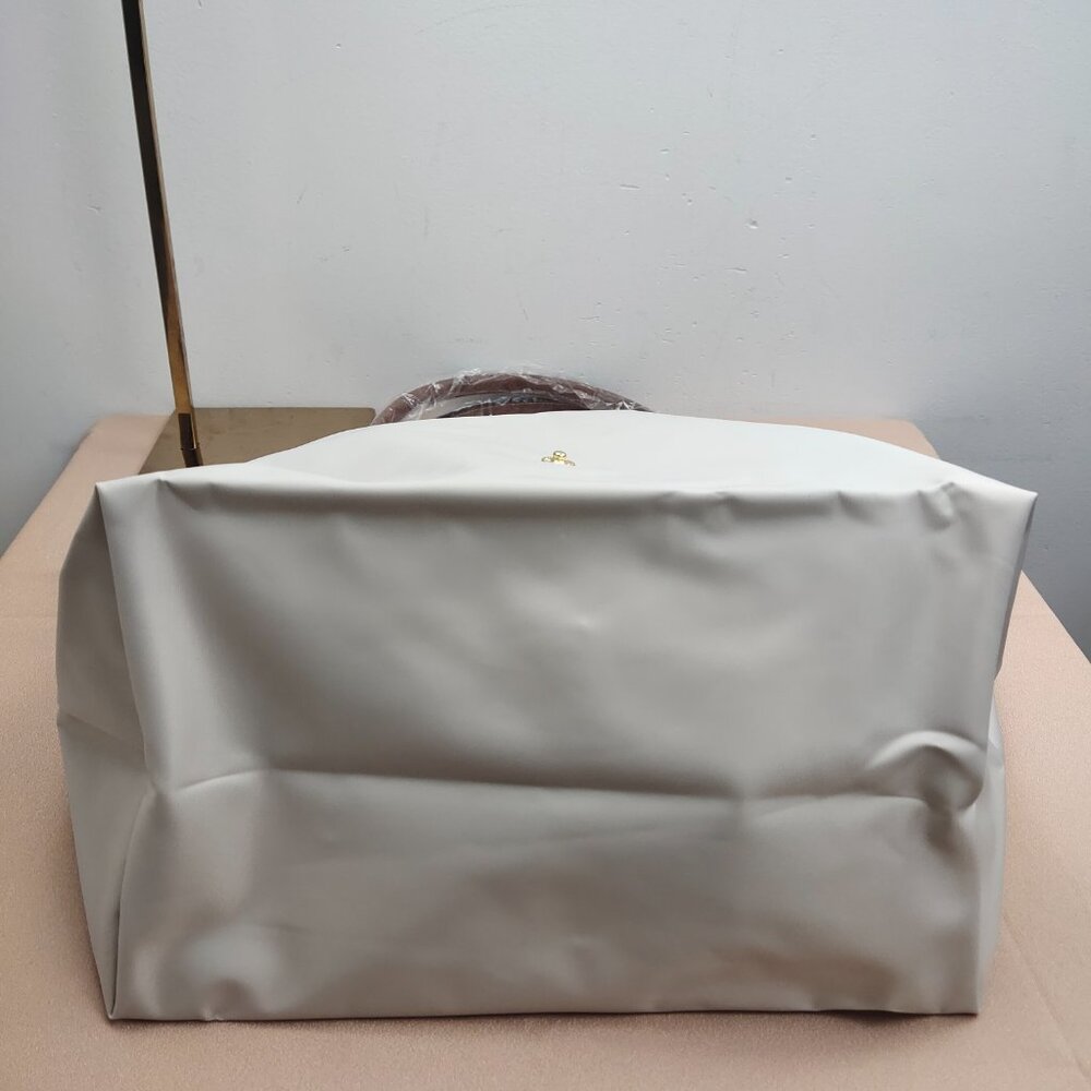 Longchamp Beige and Chocolate Tote - Picture 5 of 9